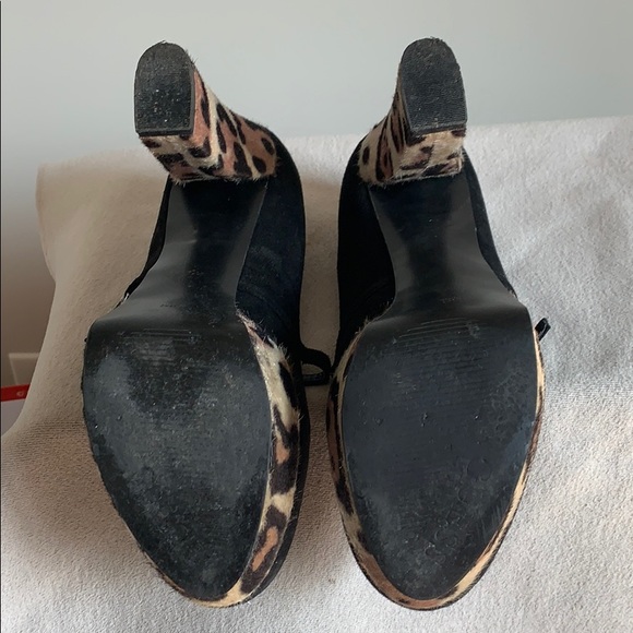 Guess Black Suede/Pony Hair Leopard Platform Heels - Picture 4 of 5